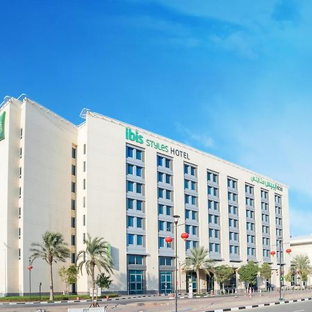 Hotel Ibis Styles Dragon Mart Dubaï Extérieur photo