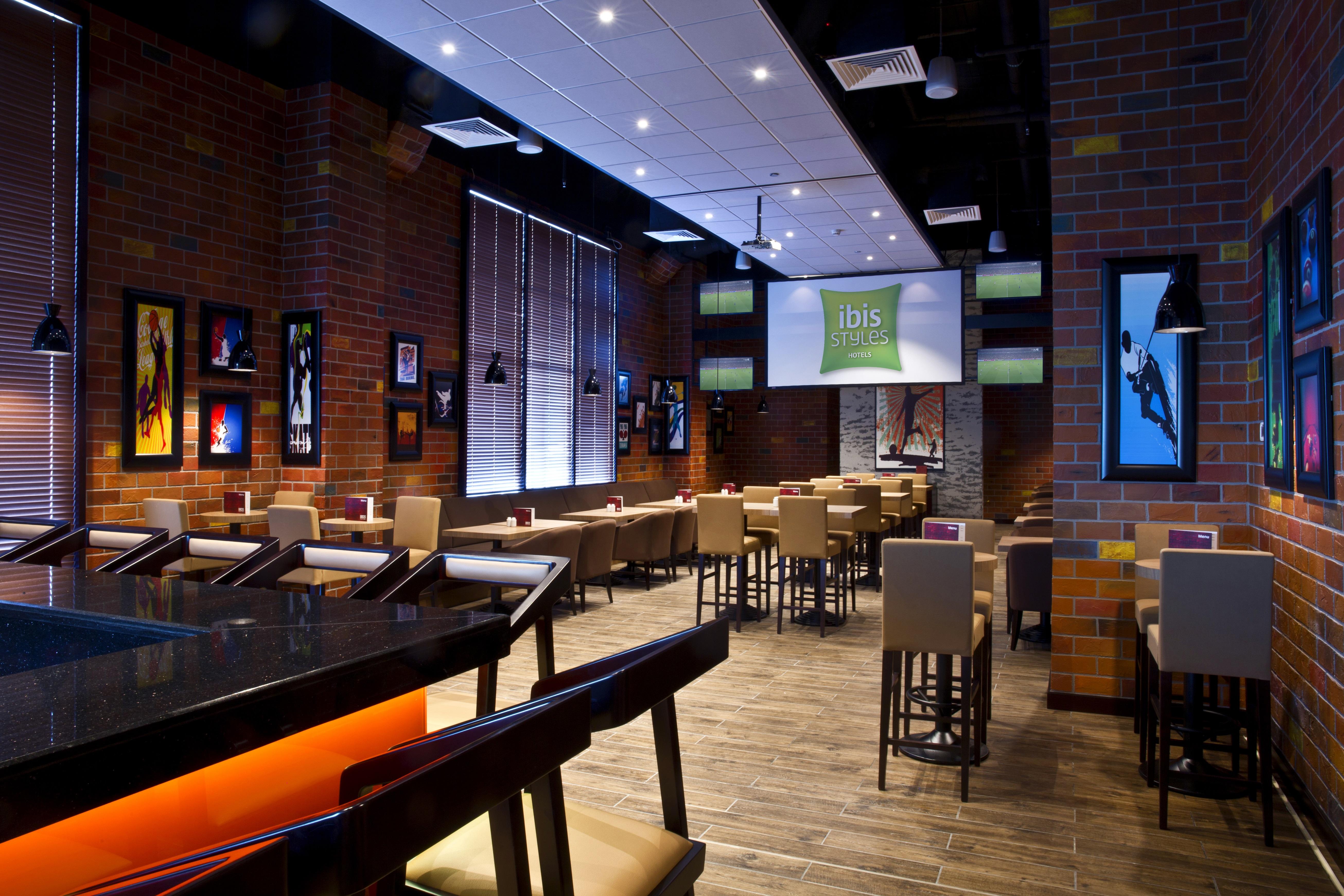 Hotel Ibis Styles Dragon Mart Dubaï Extérieur photo