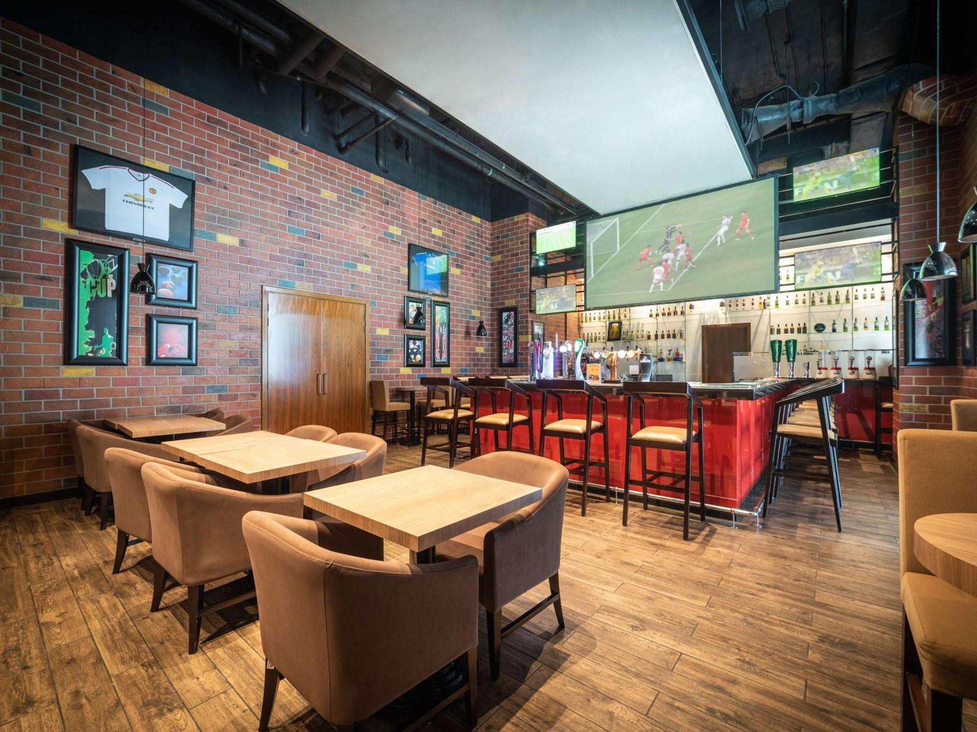 Hotel Ibis Styles Dragon Mart Dubaï Extérieur photo